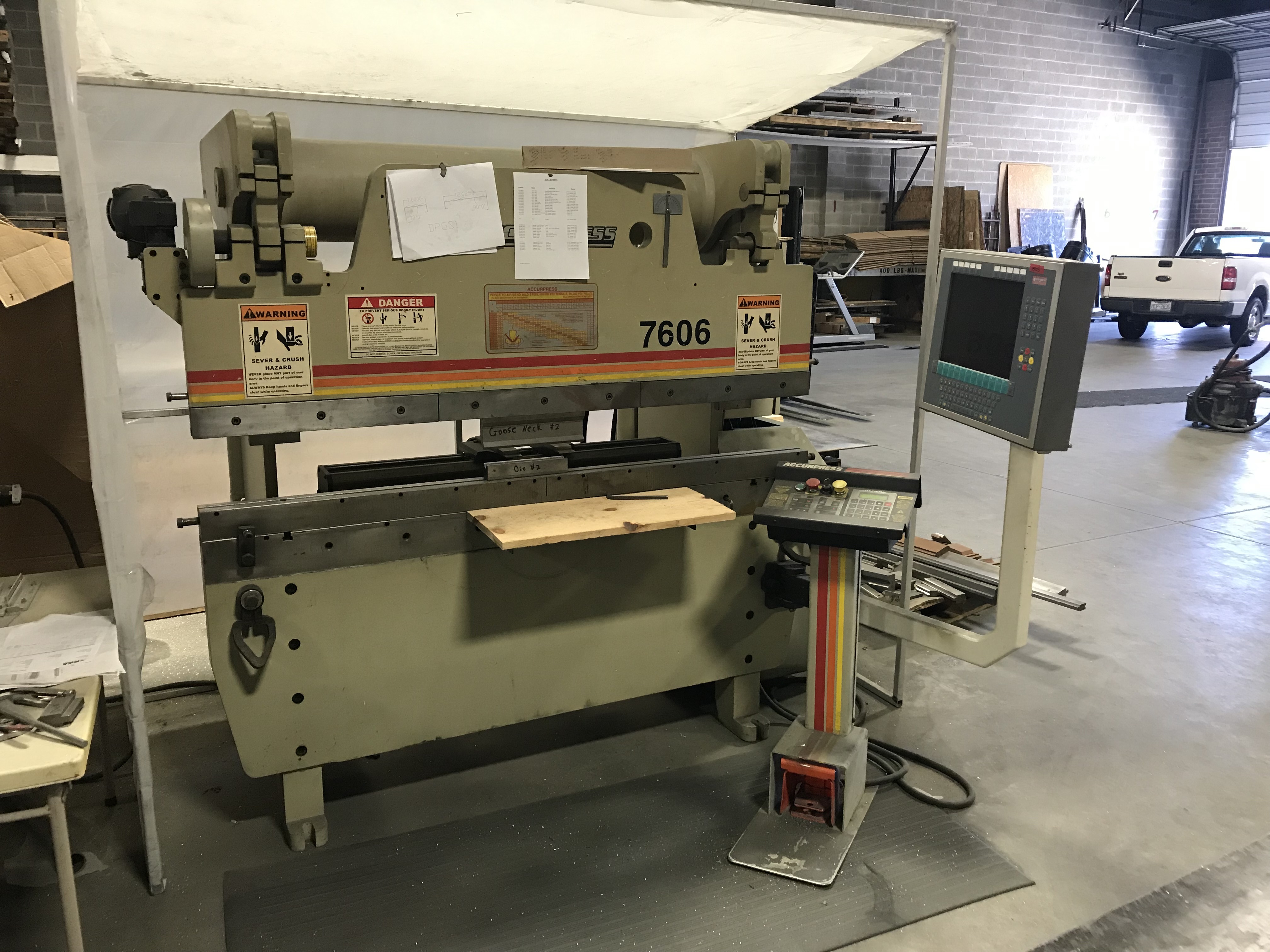 CNC press brake 7606