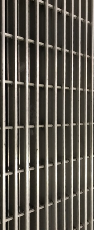 Steel grating